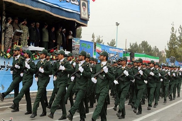اعتداء ارهابي خلال العرض العسكري جنوبي ايران