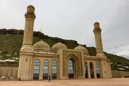 Dünyanın en güzel camileri listesinde Bibi- Heybet
