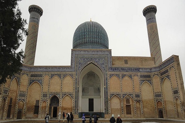 Özbekistan’da İslami Akademi kuruluyor