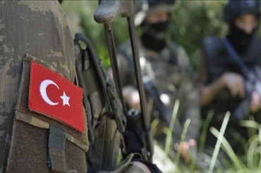 被安置炸弹的《古兰经》发生爆炸造成土耳其士兵死亡
