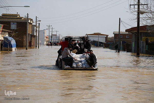 چرا عازم گلستان نشویم؟