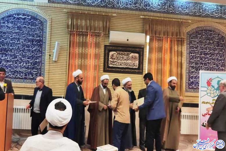 تقدیر از خبرنگا ایکنا ایلام در پنجمین جشنواره رسانه و نماز