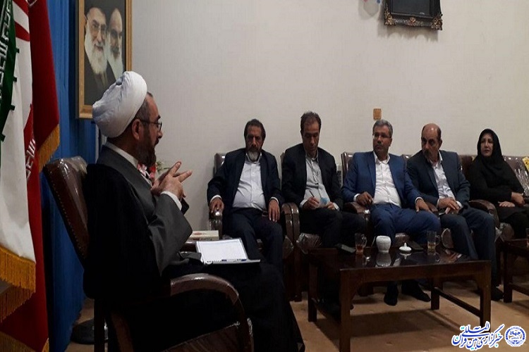 احزاب سیاسی برای رسیدن شایسته&zwnj;ترین افراد به مجلس تلاش کنند