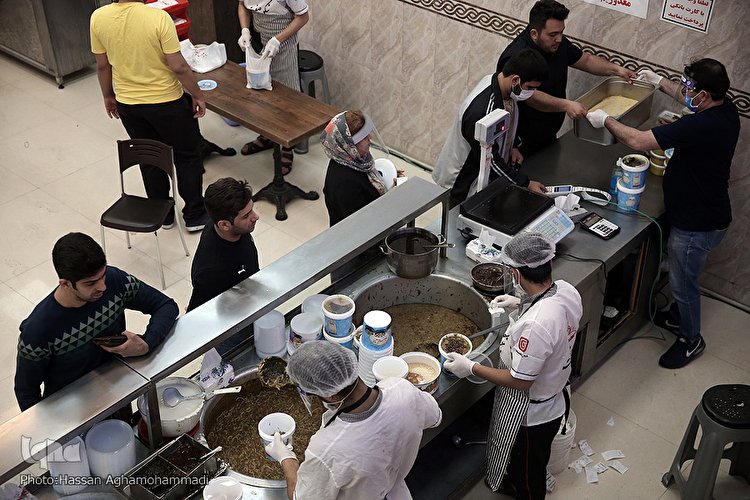 ساعات نزدیک افطار