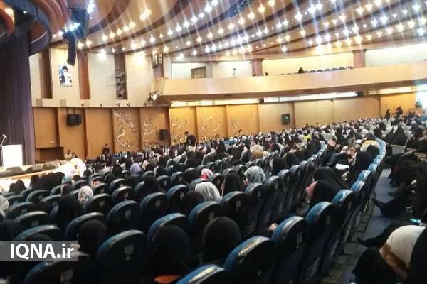 همایش دخترانه «شایسته شو» در کرج برگزار شد + عکس