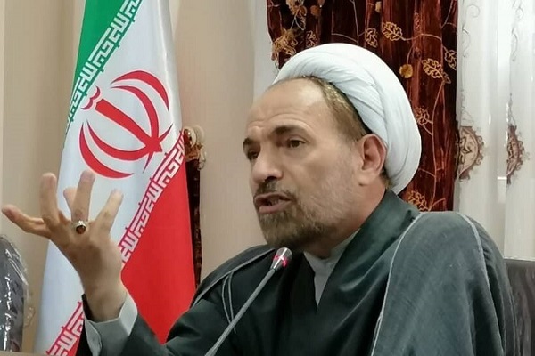 حجت‌الاسلام والمسلمین شمس‌الله سراج، رئیس دانشکده الهیات دانشگاه ایلام