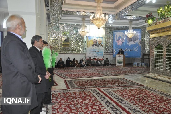 آستان امامزادگان طرقبه شاندیز میزبان خانواده‌های شهدای حریم رضوی شد + عکس