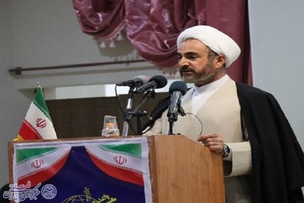 حجت الاسلام کریمی تبار، امام جمعه ایلام حجت الاسلام کریمی تبار، امام جمعه ایلام