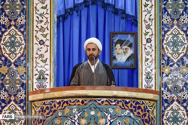 الله نور کریمی تبار، نماینده ولی فقیه در استان و امام جمعه ایلام