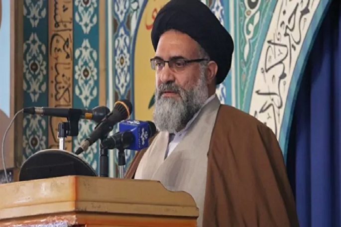 امام خمینی(ره) به دوران سلطه‌گری دشمنان پایان داد