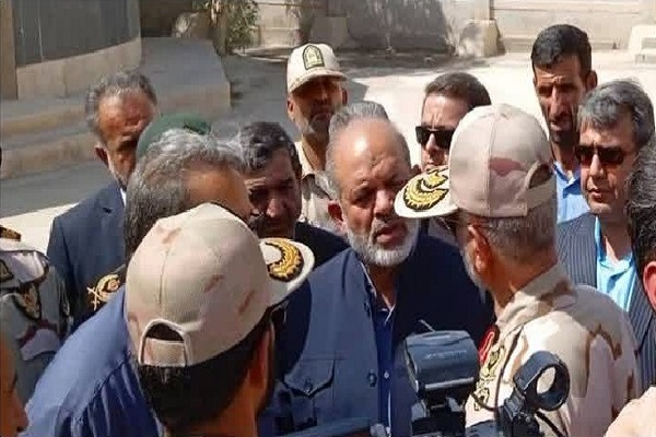 بازدید وزیر کشور از مرز مهران