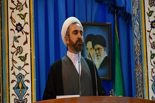 حجت‌الاسلام ‌الله‌نور کریمی‌تبار امام جمعه ایلام