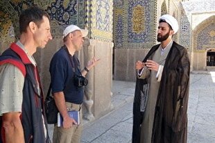 ثبت‌ نام طلاب زبان‌دان برای تبلیغ اربعین حسینی تمدید شد