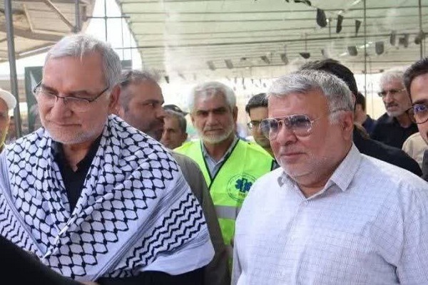 بازدید وزیر بهداشت از مرز مهران