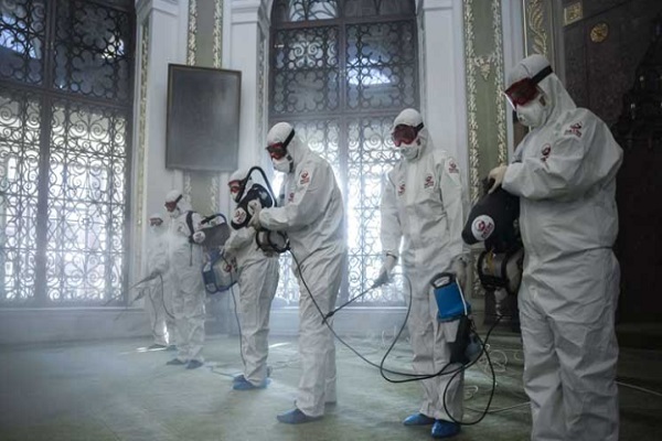 عطرافشانی مسجد خرقه شریف استانبول + فیلم