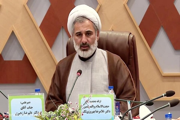 «حکومت» حد واسط میان حق حاکمیت و اعمال حکم به شمار می‌رود