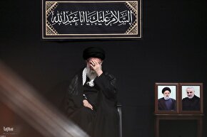 دومین شب عزاداری اباعبدالله الحسین (ع) با حضور رهبر معظم انقلاب
