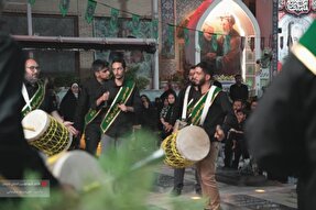 عکس | عزاداری شب عاشورا در گلزار شهدای کرمان