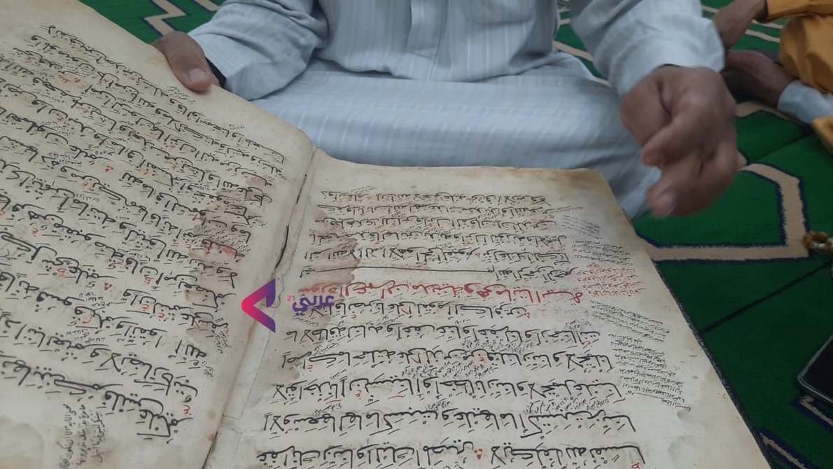 صیانت اهالی روستا از قرآن خطی نادر در مصر + فیلم و عکس