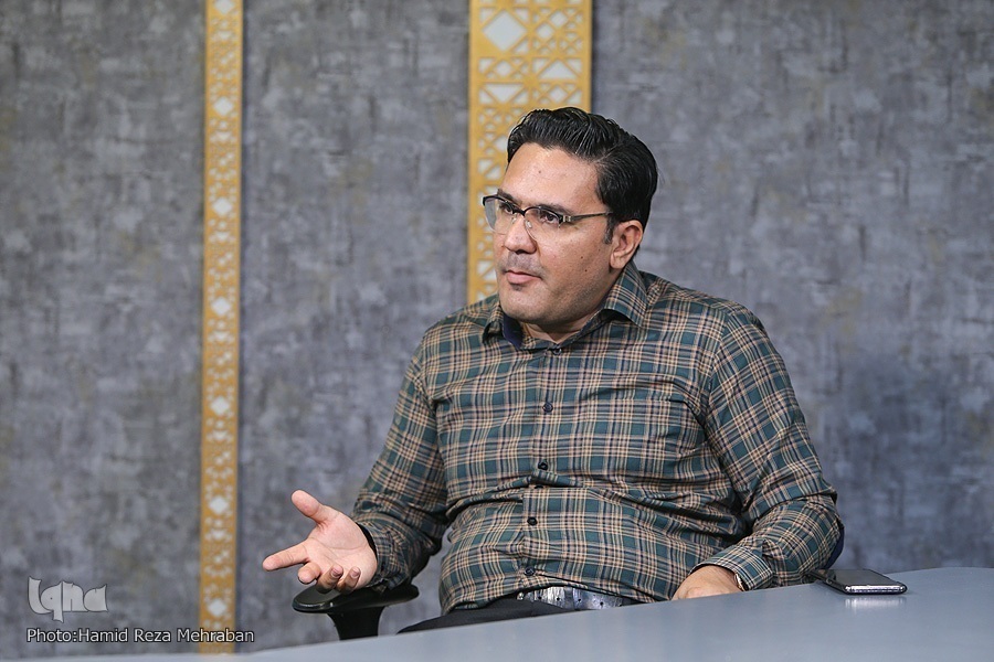 پیش‌فروش خودرو یا شرکت در لاتاری؛ طرح‌هایی که مردم را صف‌نشین می‌کند