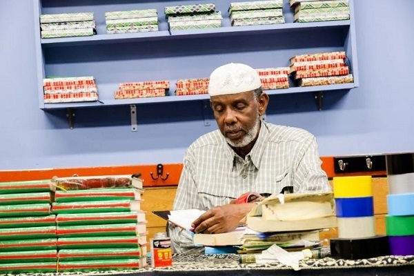 ترمیم قرآن‌های فرسوده؛ چالش مسلمانان آمریکا در مینه‌سوتا