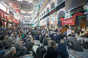 تصاویری از آیین سوگواری سالروز شهادت حضرت زهرا(س) در کربلا