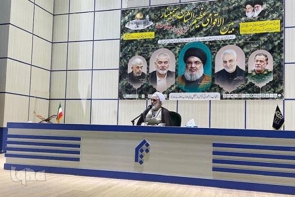 ارزش‌ها و هویت انسانی در غرب بر زمین افتاده است