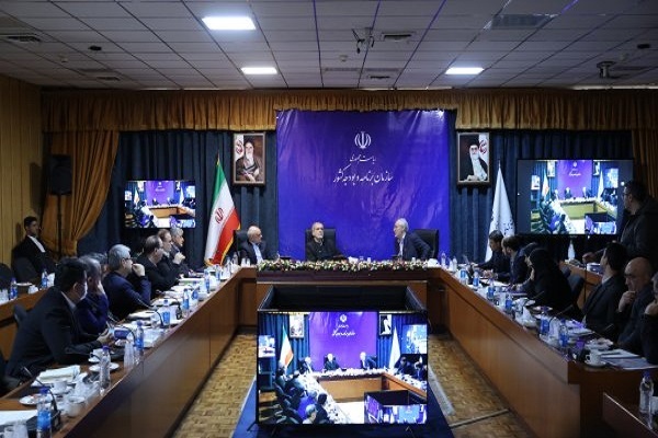 سلامت، معیشت، آموزش و مسکن در اولویت بودجه‌نویسی قرار گیرد