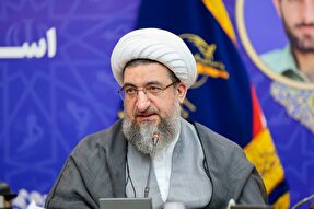 جامعه اسلامی وام‌دار فداکاری‌های پدران و مادران شهدا است