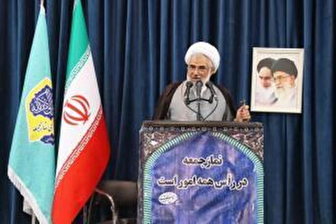 اعتکاف در تحقق قرب الهی نقش مؤثر دارد