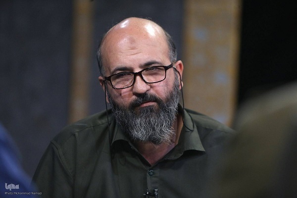 خانواده زمینه‌ساز ترویج ارزش‌های اخلاقی در جامعه است + صوت