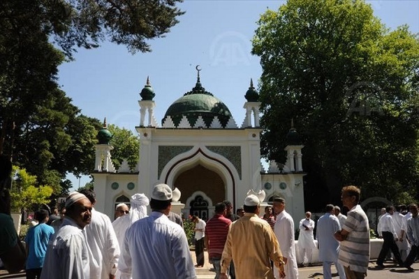 خودداری دولت انگلستان از مشورت با شورای مسلمانان درباره اسلام‌هراسی