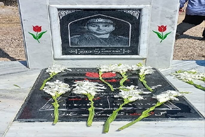 جهادگران جهاددانشگاهی اردبیل با آرمان‌های شهدا تجدید میثاق کردند + عکس