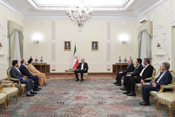 مرزهای جغرافیایی هرگز توان جدایی دو ملت برادر ایران و عراق را ندارد