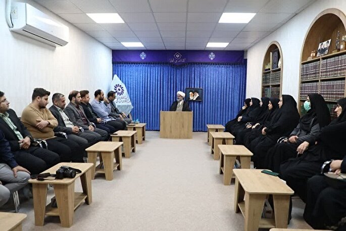 ترویج فرهنگ کتابخوانی با ایجاد حلقه‌های مطالعاتی و فکری