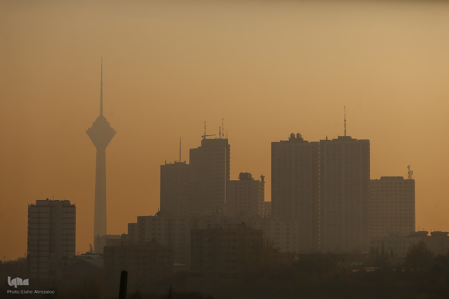 سرخ‌ترین روزهای تهران؛ شاخص آلودگی هوا 162