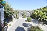 Мечеть Бану Унайф: историческое здание без крыши в...