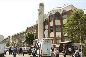 İngiltere'de İslam düşmanlığı tırmanıyor! 3 ayda 27 cami saldırısı