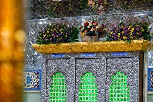 تصاویر |  حرم امامین عسکریین کی سجاوٹ میلاد النبی (ص) پر